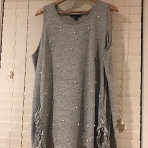 Cold shoulder pearl sweater